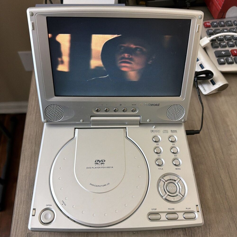 Polaroid PDV-0801A Portable DVD Player (8") with charger TESTED WORKS Silver
